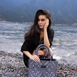 SORENA HANDMADE Roxani sort medium